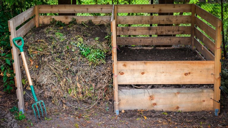 How to make a compost bin